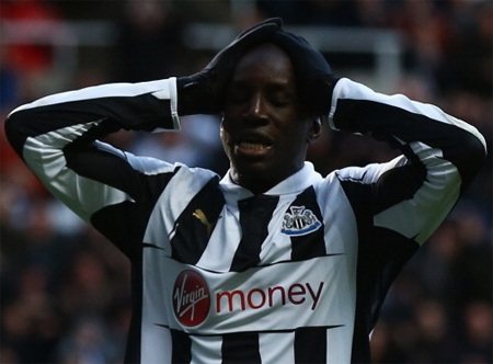 3 tiền đạo lọt vào “danh sách rút gọn” của Arsenal - 1 Demba Ba đang muốn rời Newcaslte