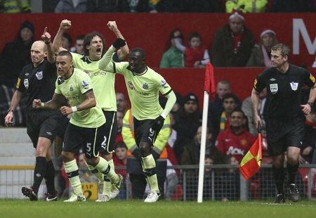 Newcastle khiếu nại, trọng tài chính Mike Deane công nhận bàn thắng