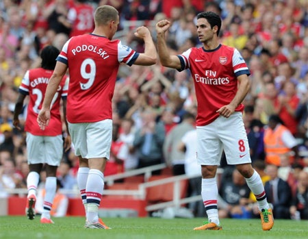 Southampton - Arsenal: Chuyến “du xuân” của dàn “Pháo thủ” - 1 Arsenal đã đại thắng Southampton ở trận lượt đi