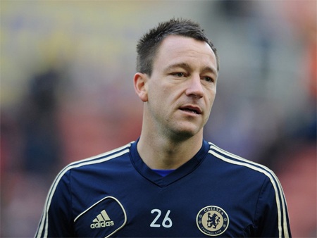 John Terry cũng đã trở lại thi đấu sau thời gian dài chấn thương