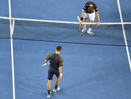 Radek Stepanek cũng thua nhanh trước hạt giống số 1 sau chỉ 3 set đấu 6-4 6-3 7-5