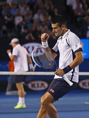 Tomas Berdych không thể chặn được Djokovic ở tứ kết (6-1 4-6 6-1 6-4)