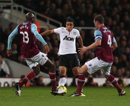 David Beckham bất ngờ xuất hiện trên khán đài Upton Park