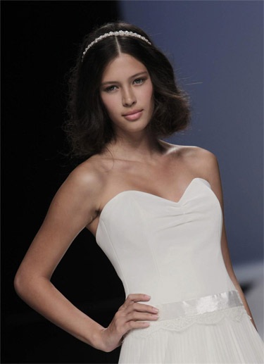 Nhan sắc của “chân dài” làm tan vỡ trái tim Alexis Sanchez - 21 Phù Sa