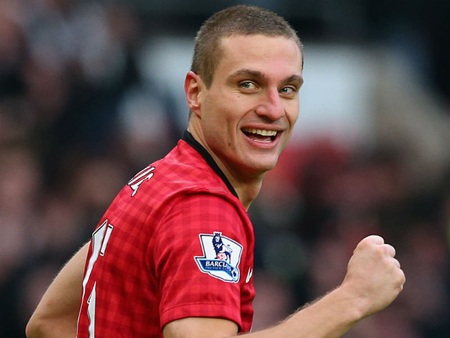 Bàn thắng khá may mắn của trung vệ người Serbia