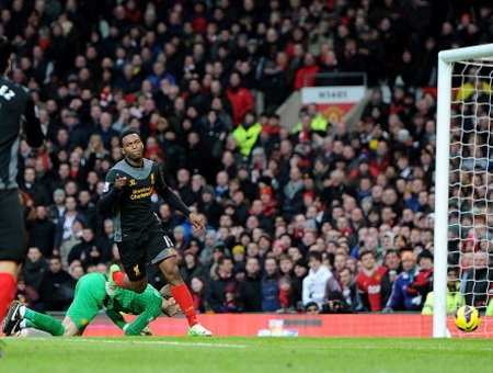 Bàn thắng khá may mắn của trung vệ người Serbia