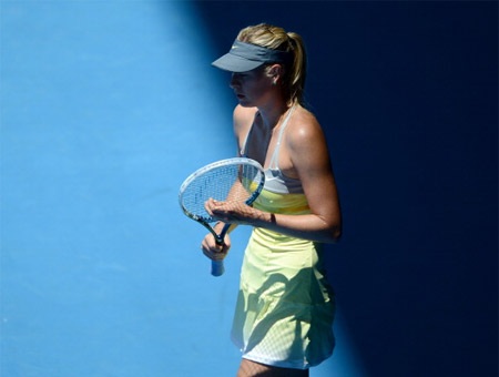 Azarenka vào chung kết cùng Li Na - 2 Sự thất vọng của Sharapova