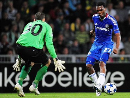 Sự nghiệp của Daniel Sturridge: Từ Man City, Chelsea tới Liverpool - 6 Đến tháng 9/210, Sturridge có bàn thắng đầu tại cúp châu Âu khi Chelsea đánh bại Zilina 4-1