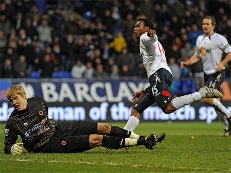 Sự nghiệp của Daniel Sturridge: Từ Man City, Chelsea tới Liverpool - 7 Sturridge được đem cho Bolton mượn vào tháng 1/2011 và anh thi đấu khá nổi bật cùng đội bóng này