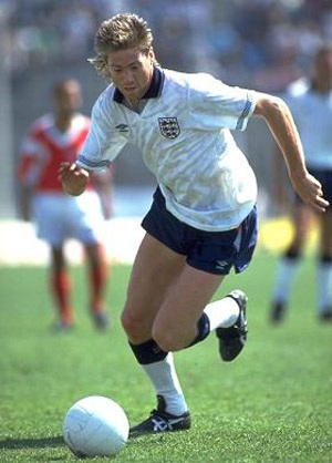 Chris Waddle, cựu tuyển thủ Anh cắt mái đầu giống hệt bờm sư tử