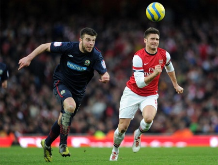 Arsenal trước tình cảnh tiếp tục trắng tay: Ngày xưa đã xa rồi - 1 Arsenal đứng trước mùa giải thứ 8 liên tiếp trắng tay