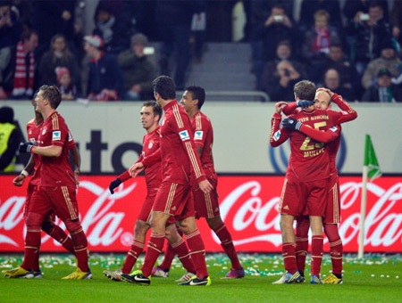 Bayern từng thắng MU và Nottingham trên đất Anh