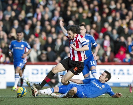 Chelsea cần tìm lại hình ảnh của chính họ, nếu không Benitez sẽ chóng ra đi