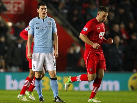 Đội ĐKVĐ bị thất thủ 1-3 và bỏ lỡ cơ hội rút ngắn tỷ số với MU