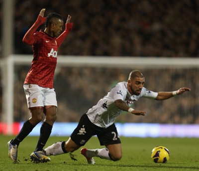 Van Persie và Rooney trước trận đấu tại Craven Cottage