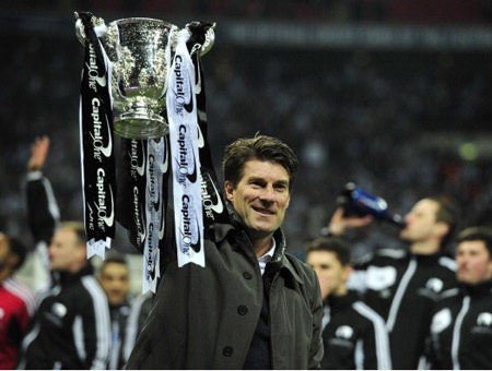 Swansea lần đầu tiên vô địch League Cup - 2 Laudrup sớm đạt được thành công trong mùa giải đầu tiên dẫn dắt Swansea
