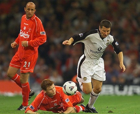 Irwin là mẫu hậu vệ thi đấu chắc chắn và mẫn cán