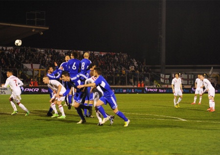 Anh “tàn sát” 8 bàn vào lưới San Marino - 3 Rooney và quả đá phạt thành bàn ấn tượng