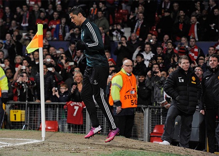 Ronaldo lần đầu tiên trở lại Old Trafford lần đầu tiên kể từ khi ra đi