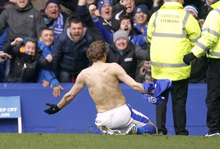 Bàn thắng nâng tỷ số lên 2-0 của Everton giúp đội bóng này chắc thắng