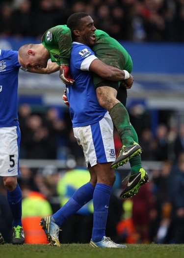 ...hay sự câm lặng không nói thành lời của Mancini