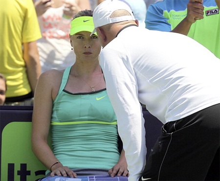 Sharapova nhập cuộc khá tự tin