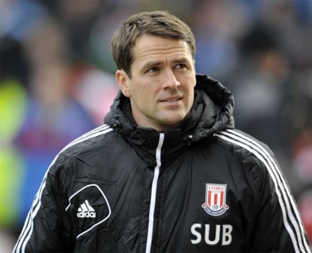 122 phút thi đấu, 1 bàn thắng, Michael Owen vẫn “vĩ đại” với Stoke - 1 Owen sẽ giải nghệ vào cuối mùa giải năm nay