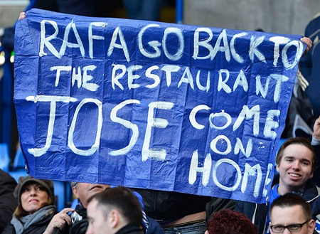 CDDV muốn Benitez ra đi và Mourinho trở lại