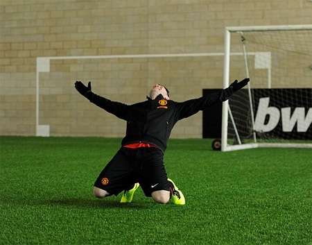 Huyền thoại Yorke, Cole so tài với các đàn em tại MU - 4 Sự vui mừng của tiền đạo mang áo số 10 của MU hiện nay