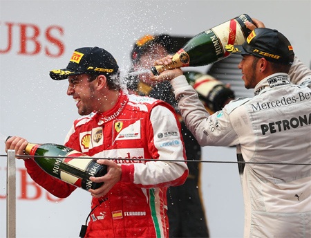 Alonso giành chiến thắng trên đường đua Thượng Hải - 1 Chiến thắng tại đường đua Thượng Hải đã thuộc về Alonso