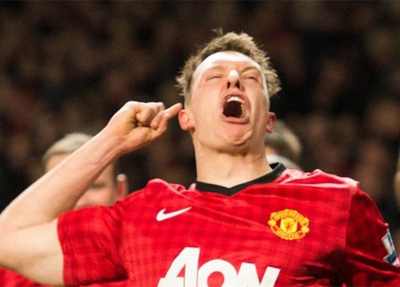 Các trạng thái cảm xúc trên gương mặt ngôi sao MU Phil Jones - 4 Phù Sa