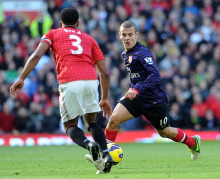 Arsenal - MU: “Long tranh, hổ đấu” - 1 Từ 1996-2004, MU có 5 chức vô địch còn Arsenal có 3 chức vô địch