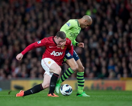 Rooney nên “chào tạm biệt” MU - 1 Hết năm nay, Rooney sẽ có 5 chức vô địch cùng MU tại Premier League