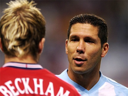 Tuyển Anh gặp lại Argentina tại Word Cup 2002. Becks gặp lại Simeone