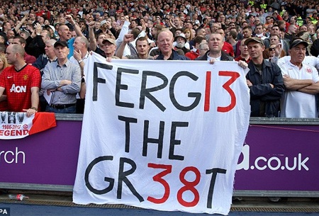 13 chiếc cúp vô địch Premier League và 38 danh hiệu cùng MU là thành tích nổi bật của Fergie