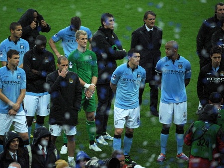 Man City sa thải Mancini: Khi đường chia đôi ngả - 3 Mancini cũng khốn khổ vì lực lượng của Man City tuyến thừa, tuyến thiếu