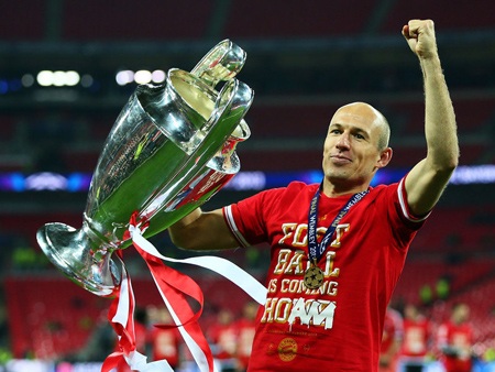 Từ Robben...