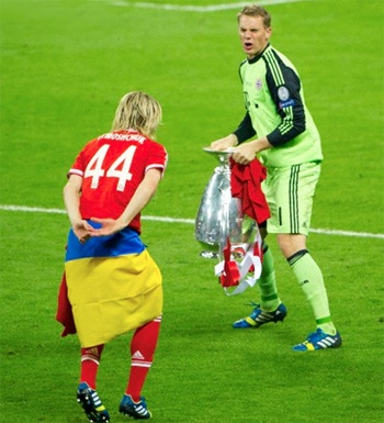 Đội hình xuất sắc nhất Champions League 2012/13 - 1 Đội hình xuất sắc nhất Champions League 2012/13