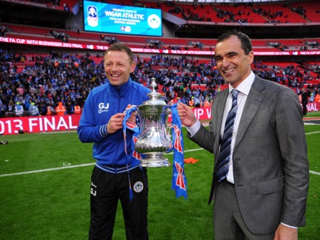 Bộ đôi HLV quyền lực nhất tại Wigan