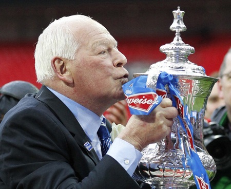 Dave Whelan đã rất mong chờ chiếc cúp FA.
