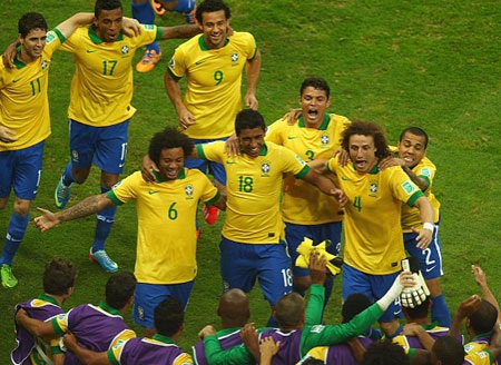 Điệu samba đã nổi trên sân Garrincha