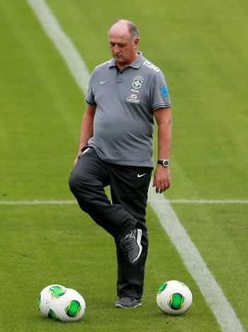 Ông đưa ra chỉ đạo cho Jo