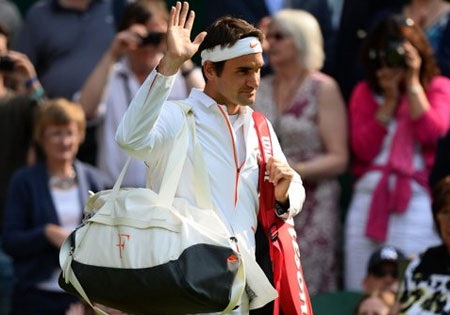 Đương kim vô địch Federer ngã gục ngay tại vòng 2 - 1 Federer đã bị loại ngay ở vòng 2