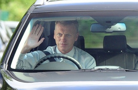 Moyes bắt đầu tới trại tập của MU vào sáng qua