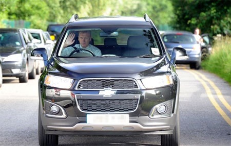 Buổi đầu tiên đi làm của Moyes tại MU...