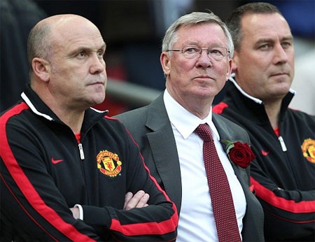 David Moyes tiếp quản MU: Kế thừa hay “đập đi xây lại”? - 2 Cả Phelan và Meulensteen đều phải theo chân Ferguson