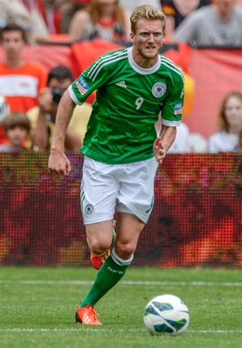 Đôi nét về tân binh Andre Schurrle của Chelsea - 2 Schurrle có thể thi đấu cả ở vị trí tiền đạo mũi nhọn