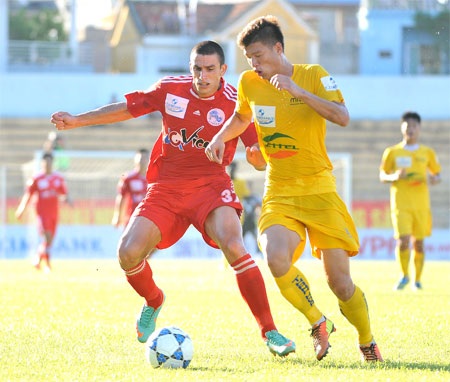 Hải Phòng đã tung ra đội hình mạnh nhất, ảnh: Minh Phương