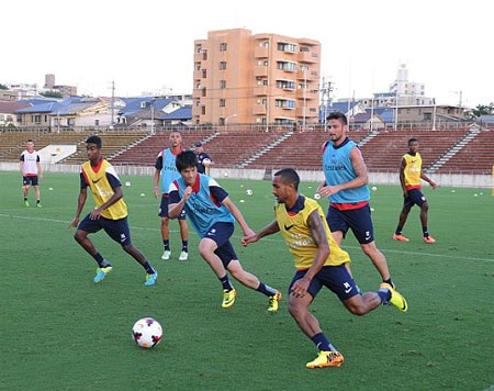 Arteta với bài tập rèn thể lực