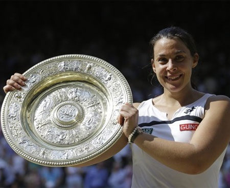 Đánh bại "hiện tượng" Lisicki, Bartoli vô địch đơn nữ - 1 Bartoli đã vô địch Wimbledon 2013